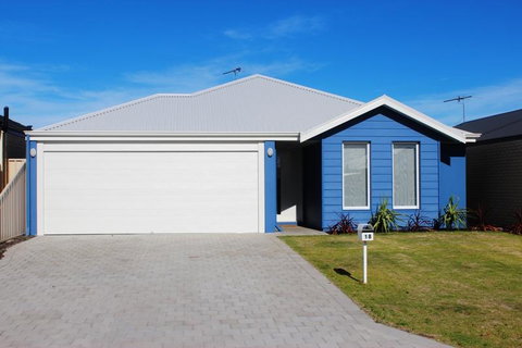 The Beach House - Australia Accommodation 0