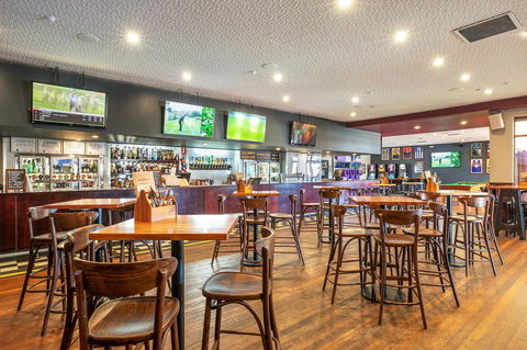 Nightcap At Wanneroo Tavern - Australia Accommodation 8
