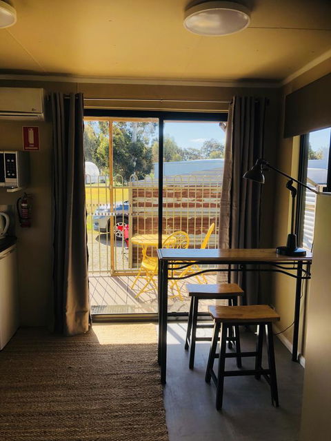 Kendenup Cottages And Lodge - Australia Accommodation 4