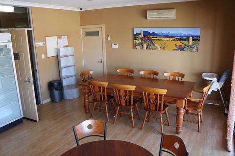 Kendenup Cottages And Lodge - Australia Accommodation 39