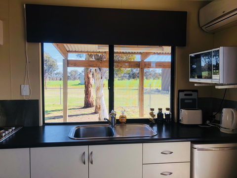 Kendenup Cottages And Lodge - Australia Accommodation 3