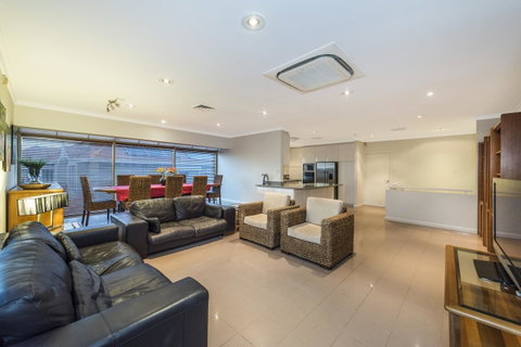 Perth Luxury Accommodation - Australia Accommodation 42