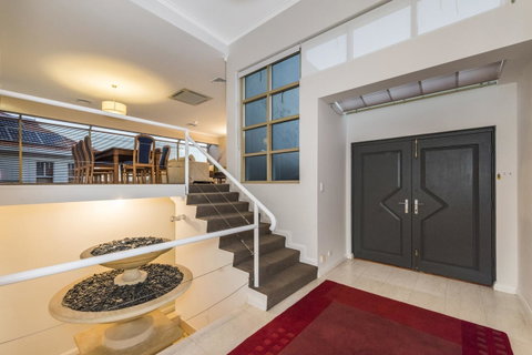Perth Luxury Accommodation - Australia Accommodation 35