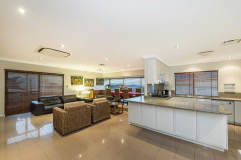 Perth Luxury Accommodation - Australia Accommodation 37