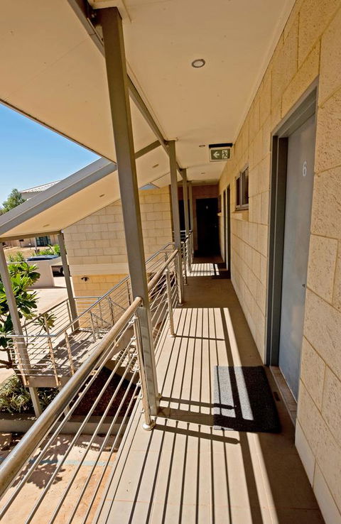 Latitude20 Searipple Rd - Australia Accommodation 3