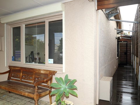 Dawson Accommodation - Australia Accommodation 8