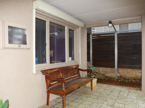 Dawson Accommodation - Australia Accommodation 7