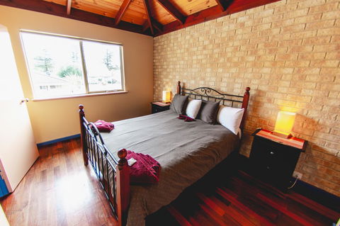 Esperance Foreshore Apartments - Australia Accommodation 40