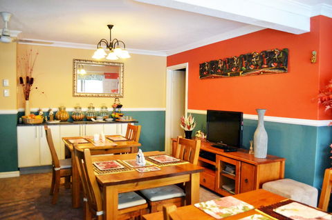 Palms Bed & Breakfast - Australia Accommodation 9