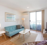 Ocean Breeze Apartment - Australia Accommodation