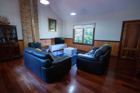 Denmark Forest Retreat - Australia Accommodation 38