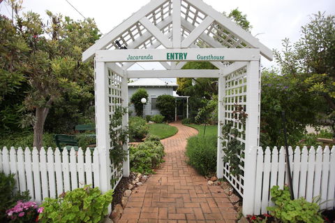 Jacaranda Guest House - Australia Accommodation 33