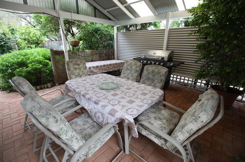 Jacaranda Guest House - Australia Accommodation 30