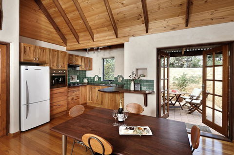 Aiyana Retreat - Australia Accommodation 13