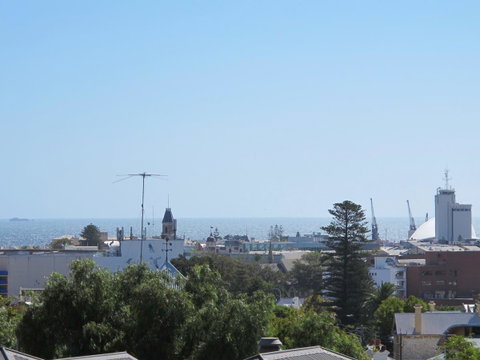 Studio 305 - Australia Accommodation 11