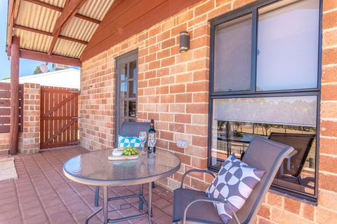 'Bindoon Valley Escape' Cottage - Australia Accommodation 6
