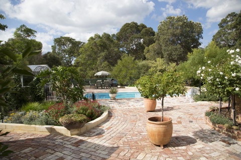 Rosebridge House Bed & Breakfast Adult Retreat - Australia Accommodation 27