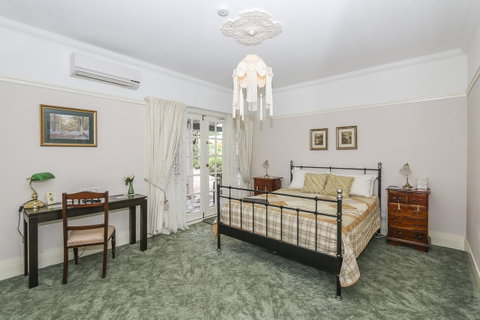 Rosebridge House Bed & Breakfast Adult Retreat - Australia Accommodation 14