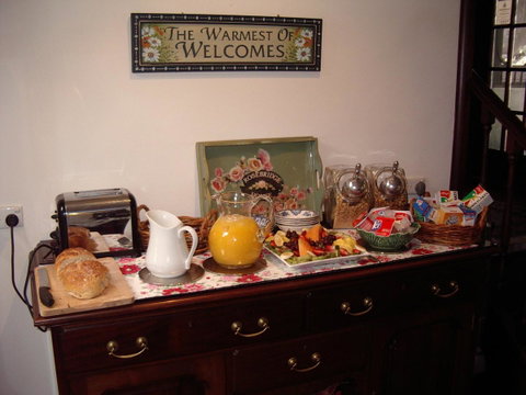 Rosebridge House Bed & Breakfast Adult Retreat - Australia Accommodation 3