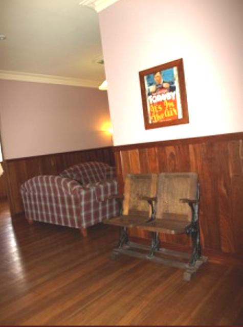 Pemberton Old Picture Theatre Holiday Apartments - Australia Accommodation 23