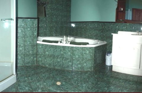 Pemberton Old Picture Theatre Holiday Apartments - Australia Accommodation 22
