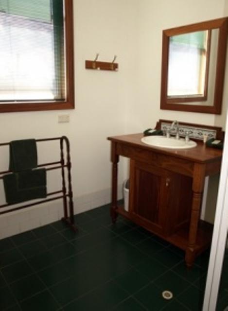 Pemberton Old Picture Theatre Holiday Apartments - Australia Accommodation 33