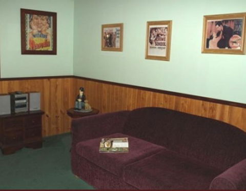 Pemberton Old Picture Theatre Holiday Apartments - Australia Accommodation 10