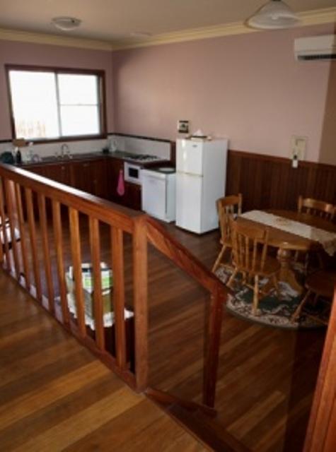 Pemberton Old Picture Theatre Holiday Apartments - Australia Accommodation 20