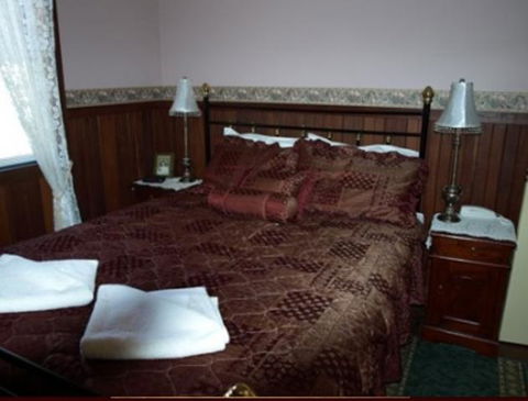 Pemberton Old Picture Theatre Holiday Apartments - Australia Accommodation 43