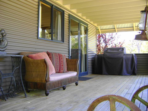 Scotsdale Valley Studios - Australia Accommodation 6