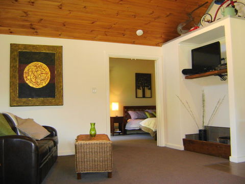 Scotsdale Valley Studios - Australia Accommodation 5