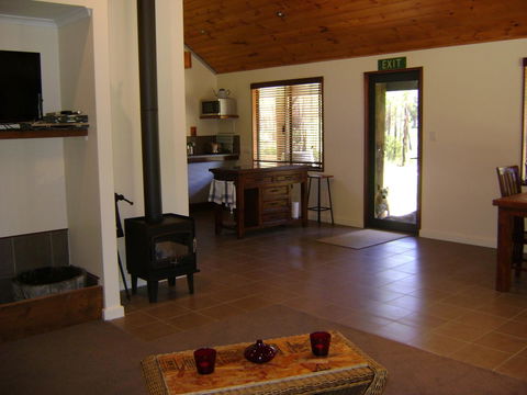 Scotsdale Valley Studios - Australia Accommodation 17