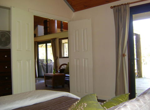 Scotsdale Valley Studios - Australia Accommodation 10