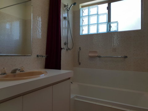 Ocean View Villas - 2 Bedroom Villa In Quiet Complex - Australia Accommodation 5