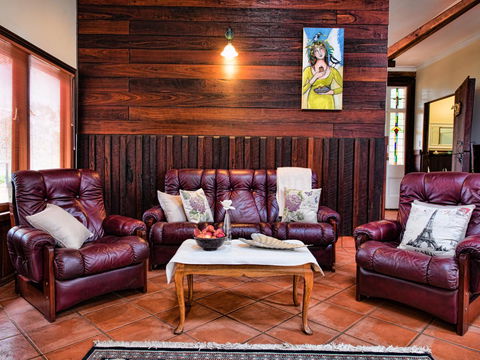 Oak Tree Barn Bridgetown - Australia Accommodation 6