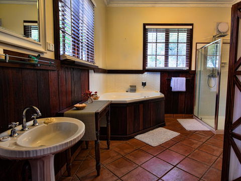 Oak Tree Barn Bridgetown - Australia Accommodation 8