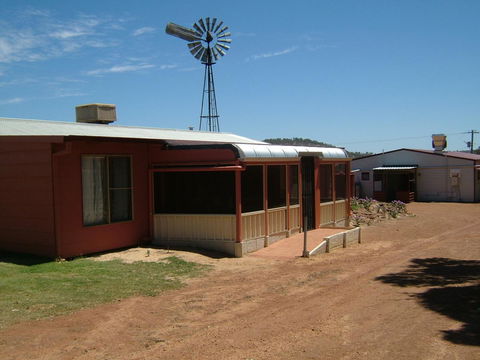 Bindoon's Windmill Farm - Australia Accommodation 0