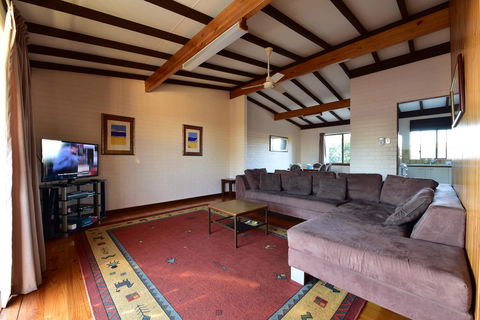Kalbarri Sunset Villa - Australia Accommodation 13