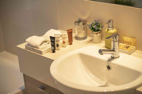 Magnificent Beach Retreat - Australia Accommodation 19