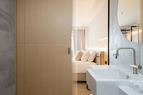 Quay Perth - Australia Accommodation 23