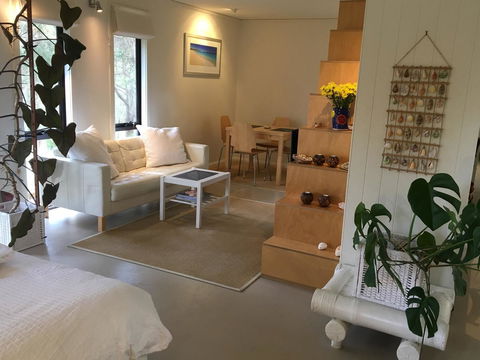DESIGNER'S STUDIO - Australia Accommodation 17