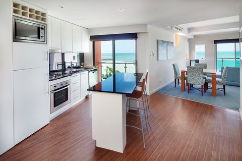 Seashells Mandurah - Australia Accommodation 11