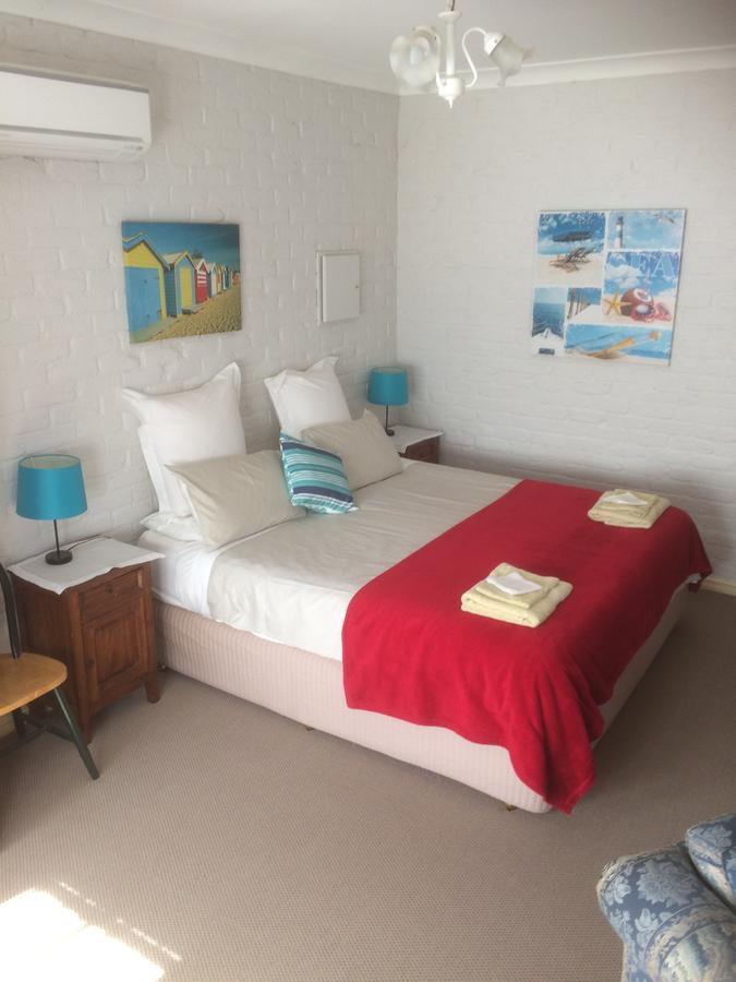 Neerabup WA Australia Accommodation