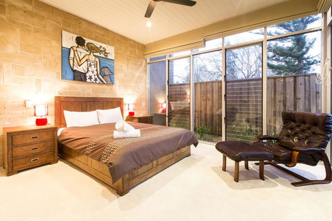 Arthouse - Australia Accommodation 12