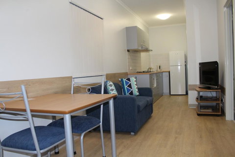 Mandurah Ocean Marina Chalets - Australia Accommodation 6