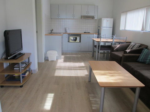 Mandurah Ocean Marina Chalets - Australia Accommodation 39