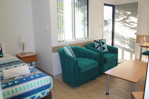 Mandurah Ocean Marina Chalets - Australia Accommodation 33
