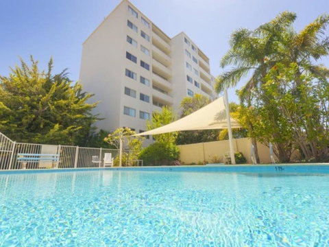 Retro Central Claremont Oasis - Australia Accommodation 14