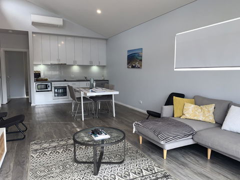 17 By The Sea - Australia Accommodation 5