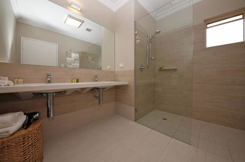 The Marina Hotel - Mindarie - Australia Accommodation 15